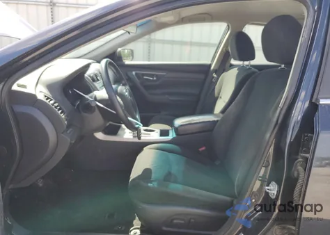 2015 Nissan Altima 2.5 из США, поврежденный, VIN 1N4AL3AP7FC426998